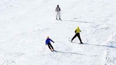 Λεωφορείο με 42 επιβάτες εγκλωβίστηκε μιάμιση ώρα στα χιόνια στο Καϊμακτσαλάν