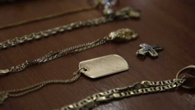 «Έγδυσαν» σπίτι ιερέα στα Ψαχνά - Του άρπαξαν χρυσαφικά και χρήματα