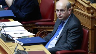 Κωστής Χατζηδάκης: Το Σύνταγμα δεν καθαγιάζει τη φοροδιαφυγή