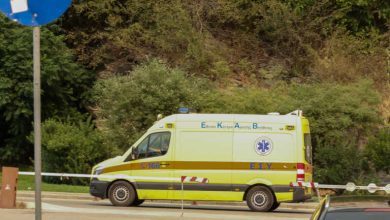 Η απάντηση του νοσοκομείου Αλεξανδρούπολης για τη μεταφορά άνδρα με ασθενοφόρο από... το προαύλιο