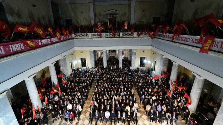 Ο ΣΠΑΤΕ τα ''σπάει '' και δείχνει τον δρόμο...Ένα Σύγχρονο Σωματείο Διαμεσολάβησης: ekd ntokimant polytexn 13