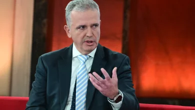 Ο Σκλήκας μία μέρα πριν παραιτηθεί ασφαλίστηκε με 461.000 ευρώ για τυχόν ζημιές στα ΕΛΤΑ sklikas elta 1