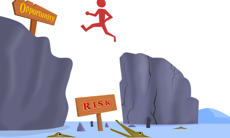 Η Αναδιανομή Ασφαλίστρων ως Κίνδυνος για τη Σταθερότητα της Ασφαλιστικής Αγοράς Υγείας risk 3836863 1280