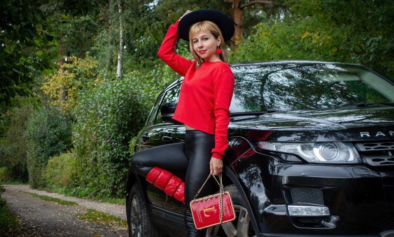 ACCREDITED: Σταματά η έκδοση νέων συμβολαίων στην Ελλάδα από το 2026 – Τι αλλάζει για τους ασφαλισμένους woman 6626427 1920