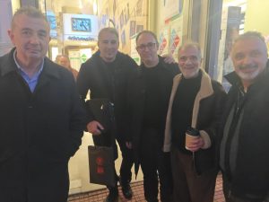 Το πραγματικό ρεπορτάζ γίνεται στο τραπέζι, στις γιορτές , στα μνημόσυνα ,στο γήπεδο κ στις παρέες 1adb85ee 8a3a 4381 b396 084cf89ee6ab